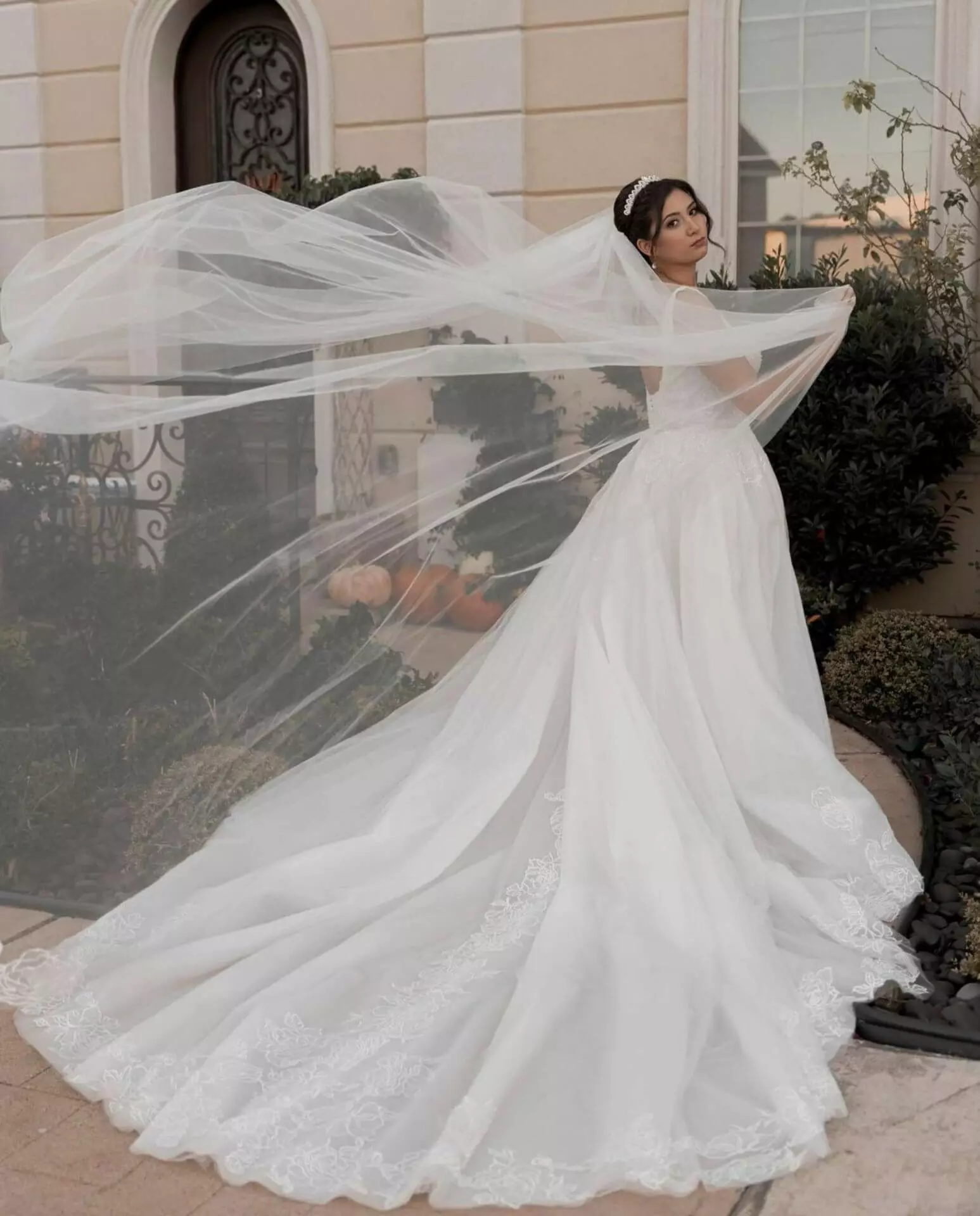 Elizabeth Lee | VERSAILLES ATELIER Elizabeth Lee | VERSAILLES ATELIER