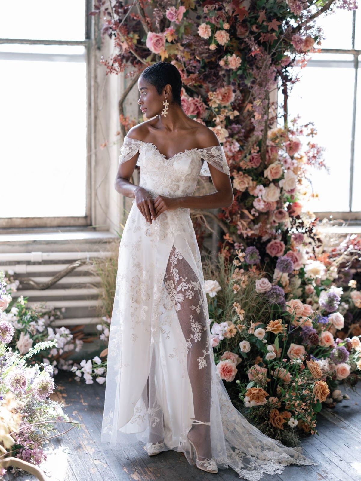 Timeless Wedding Dresses: 'Romantique' by Claire Pettibone