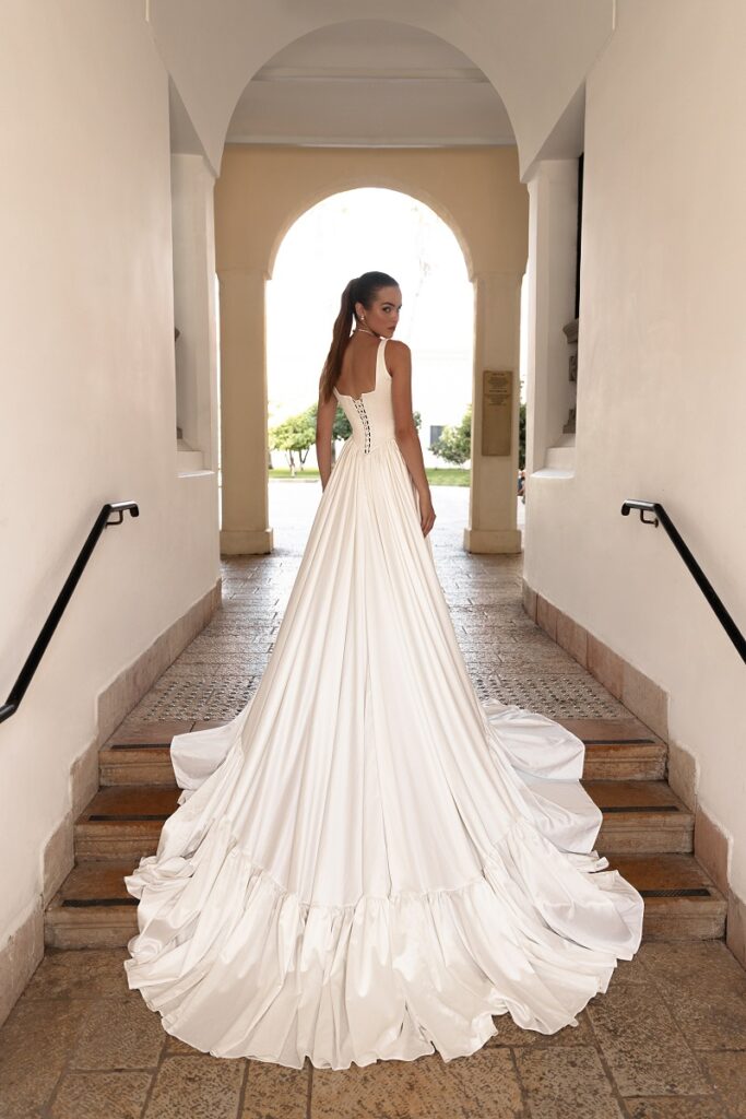 julie vino long flowing skirt and train wedding gown