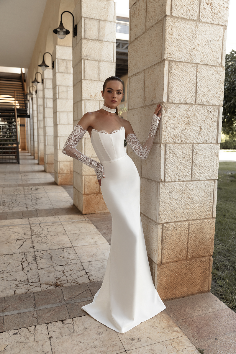 julie vino body hugging stunning gown design