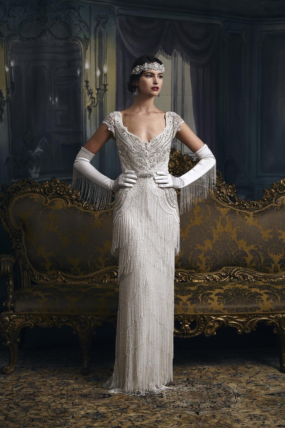 20 Classic Wedding Dresses for Brides With Timeless Style