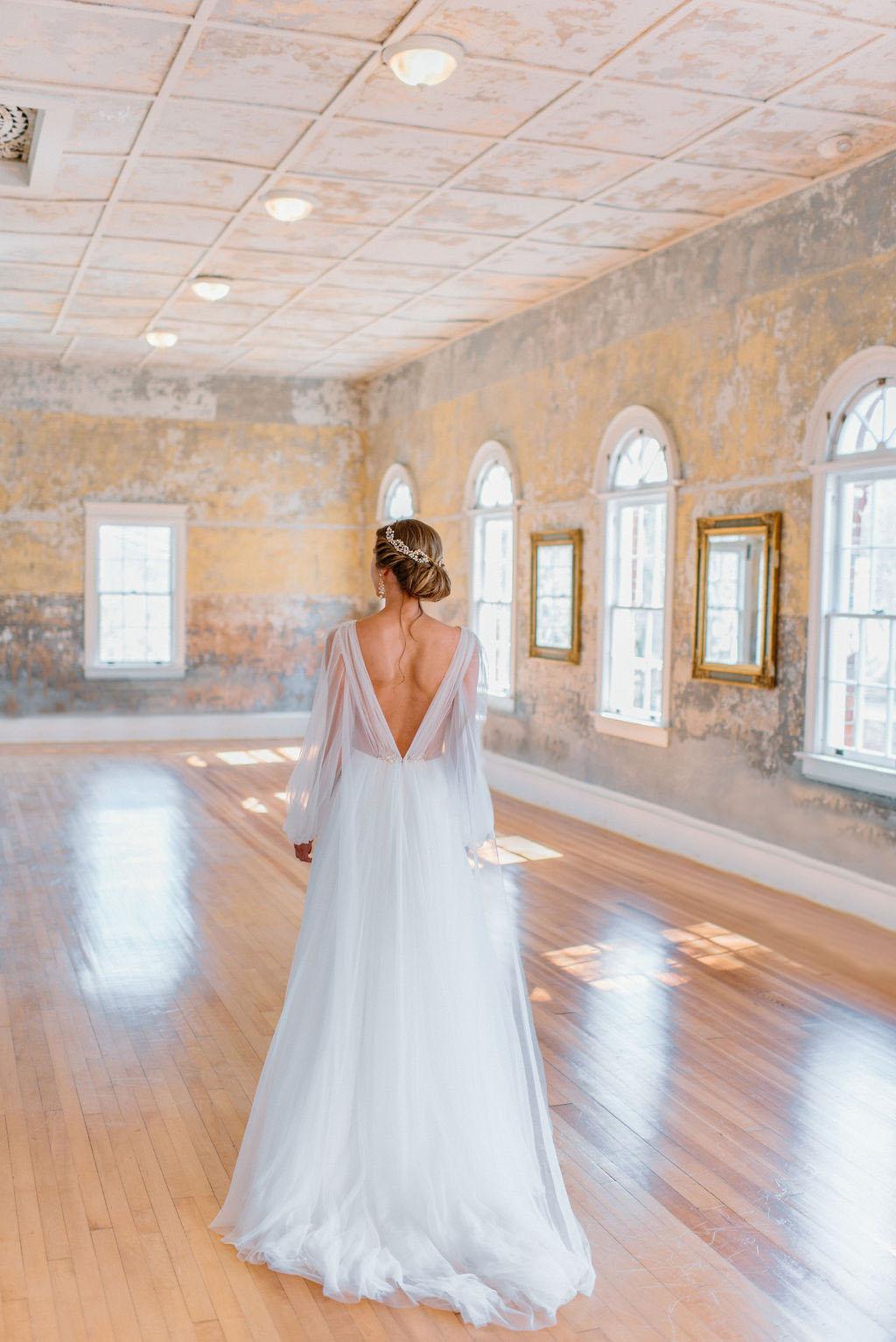 Barbara Kavchok Calypso wedding dress