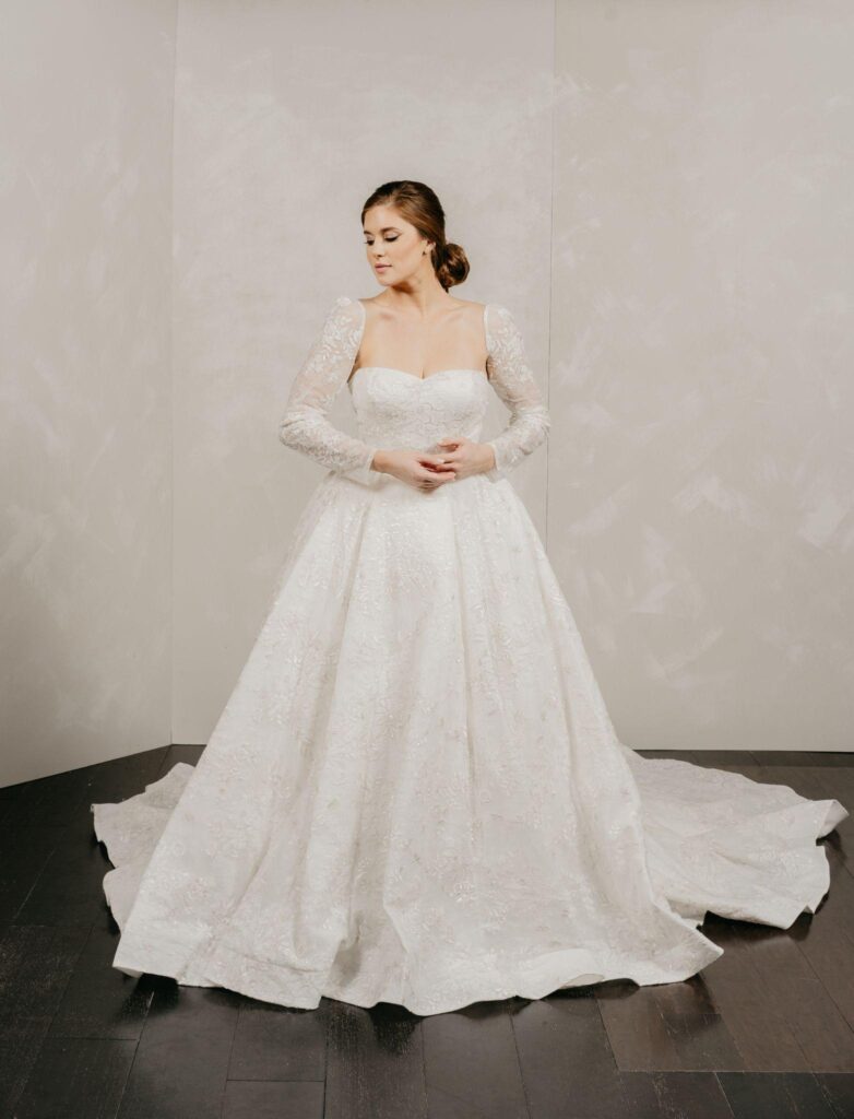 Ava Front ballgown with Sleeves