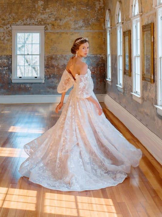 Barbara Kavchok Dilara wedding dress